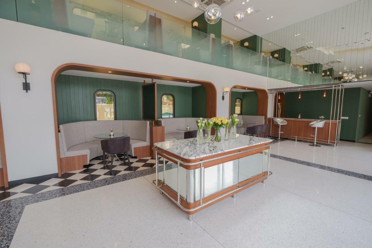 Justice Hotel Bangkok Luaran gambar